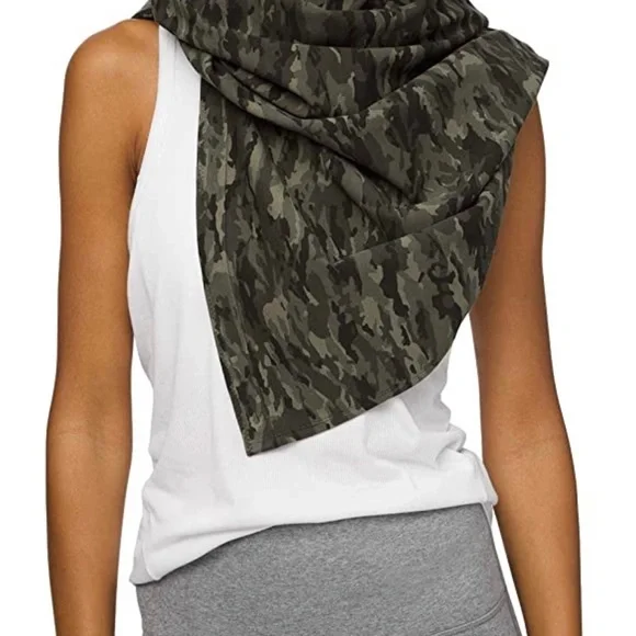 Lululemon Vinyasa scarf cotton. Camouflage print.... | Depop Lululemon Camo Scarf/Wrap display picture 1